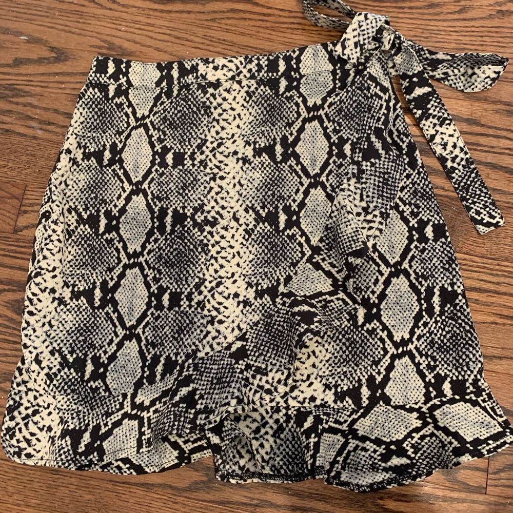 snake skin skirt